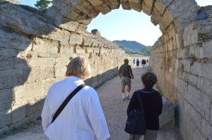 Under the Arch to the stadium 