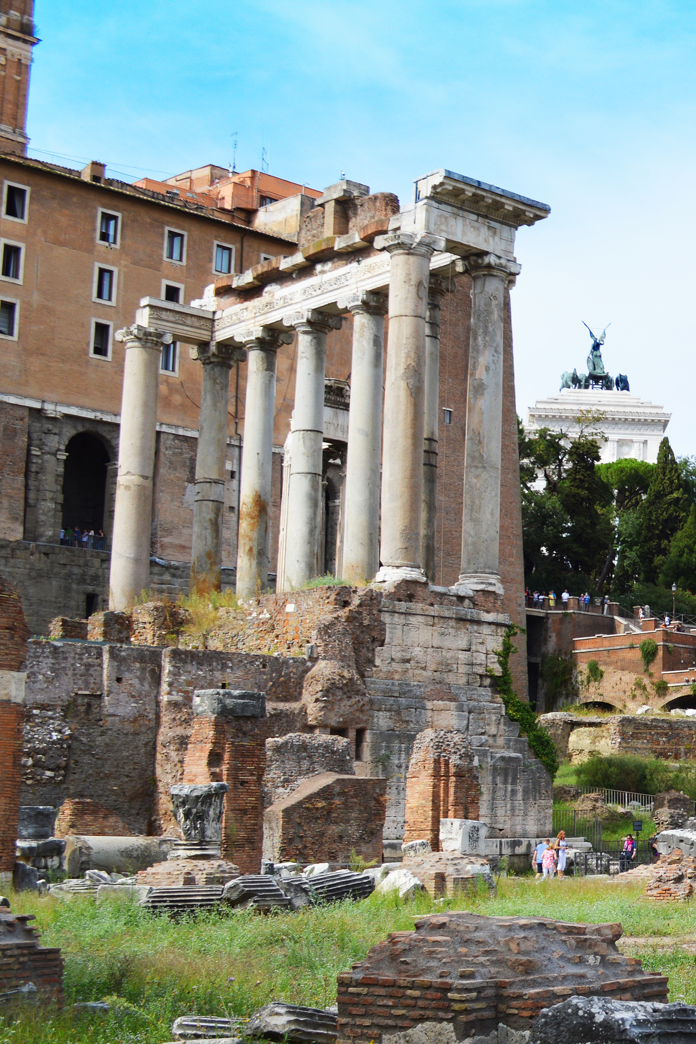 the-temple-of-saturn